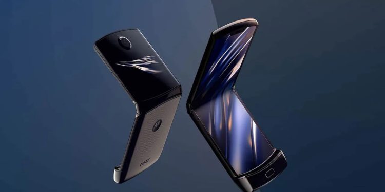 Motorola Razr 2022 fiyatı Galaxy Z Flip 4’ü bile geride bıraktı!